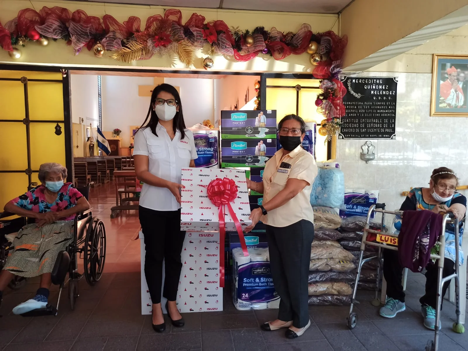 Isuzu entrega Toneladas de Amor